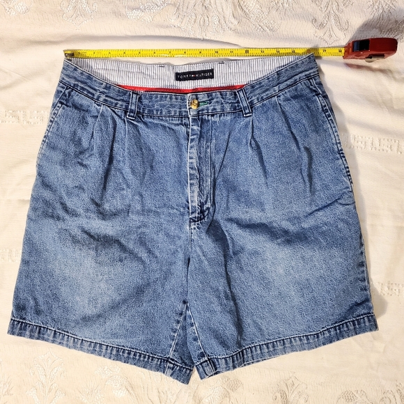 Tommy Hilfiger Shorts Vintage Tommy Hilfiger Mens Pleat Front Jean Shorts 34 Retro